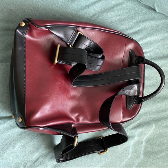 Lapalette • Leather Horse Backpack - Picture 7 of 9